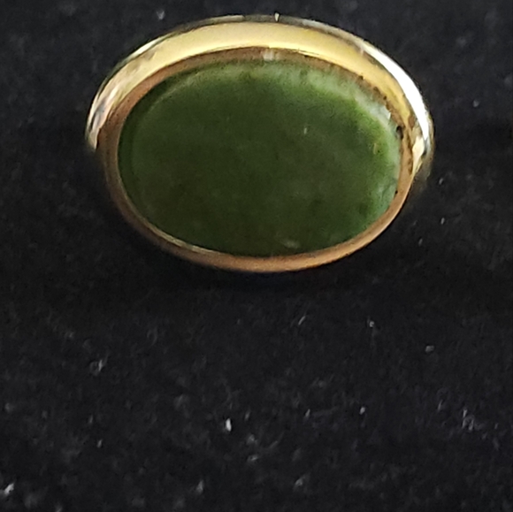 Medium Light Green Cufflinks - Picture 4 of 10